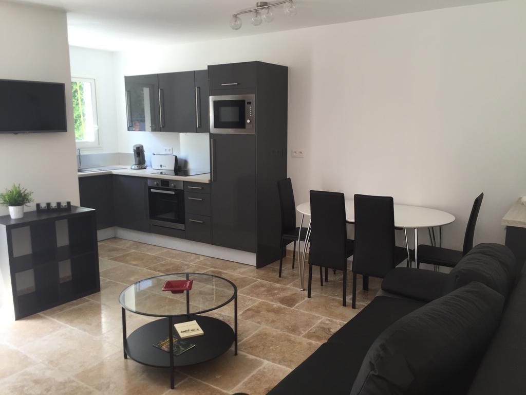 Le Mazet De Trial Villa Aubais Room photo